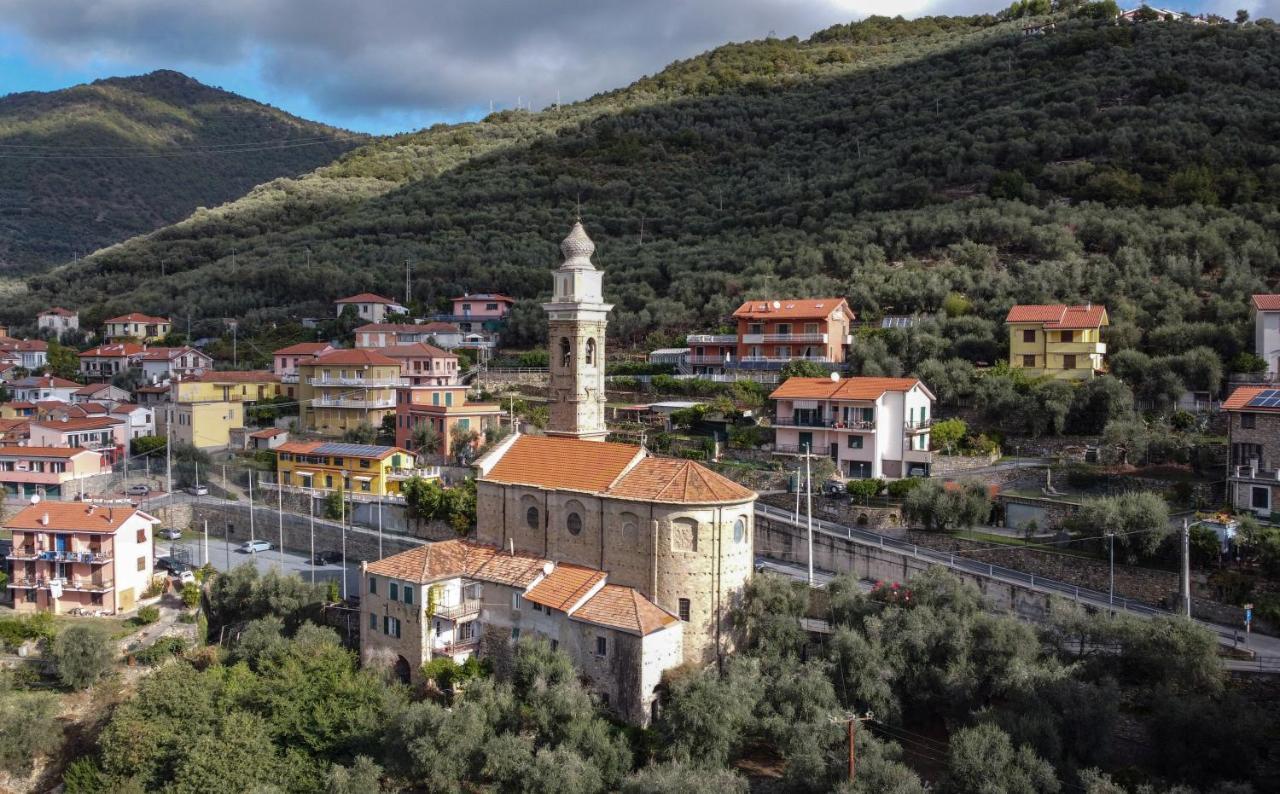 Agriturismo La Rocca San Bartolomeo Al Mare Bagian luar foto
